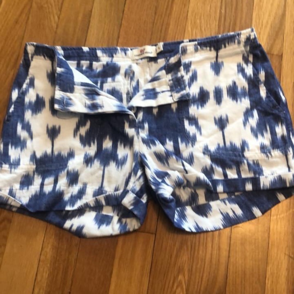 Vineyard vines canvas shorts